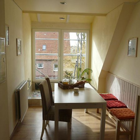 Haus Am Teich - Teichblick Apartment Фехмарн Екстериор снимка