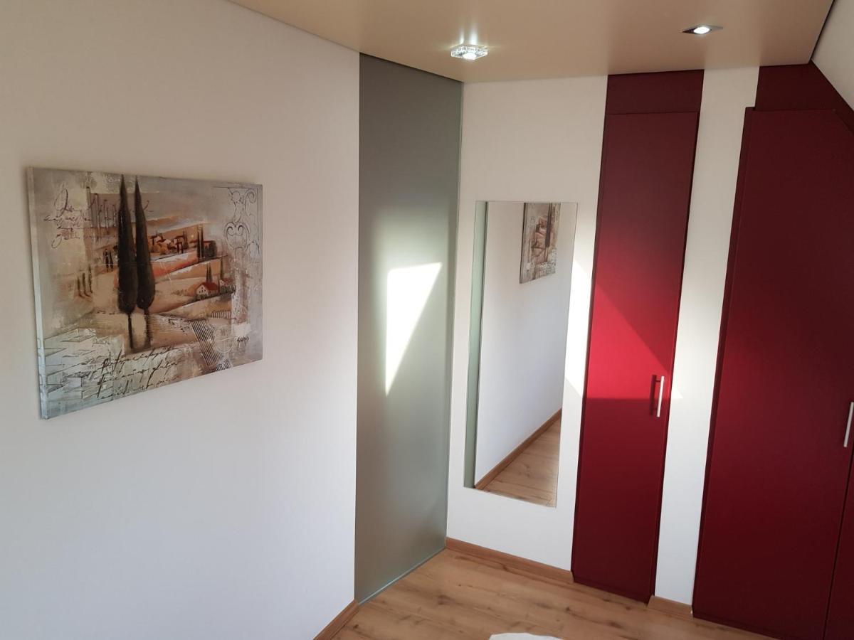 Haus Am Teich - Teichblick Apartment Фехмарн Екстериор снимка